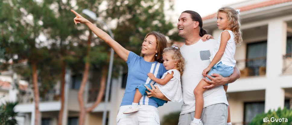 Exploration du quartier avec enfants avant déménagement